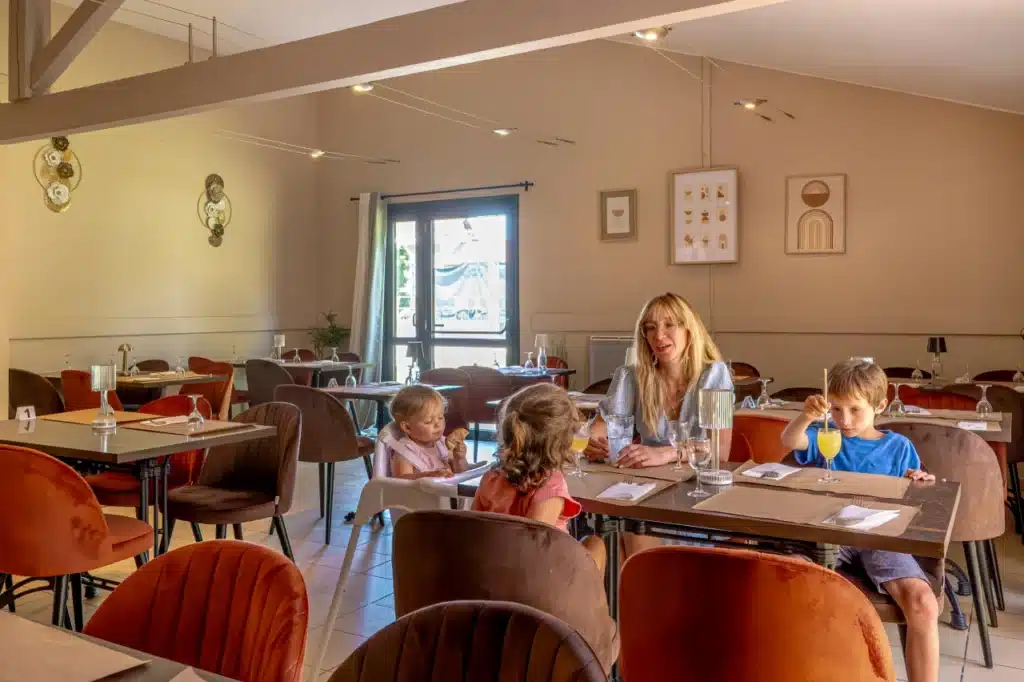 149 Camping Isere Bontemps Ciela Village Restaurant