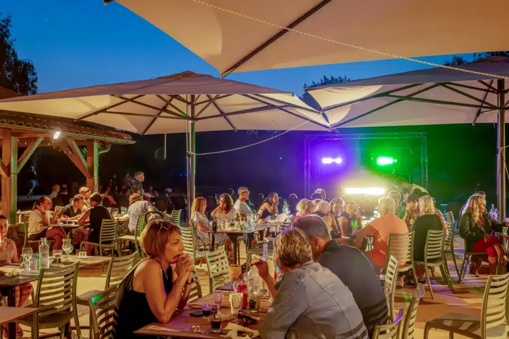152 Camping Isere Bontemps Ciela Village Restaurant
