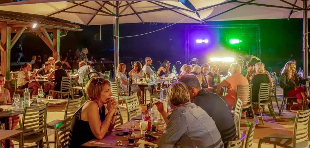 152 Camping Isere Bontemps Ciela Village Restaurant e1760703992429